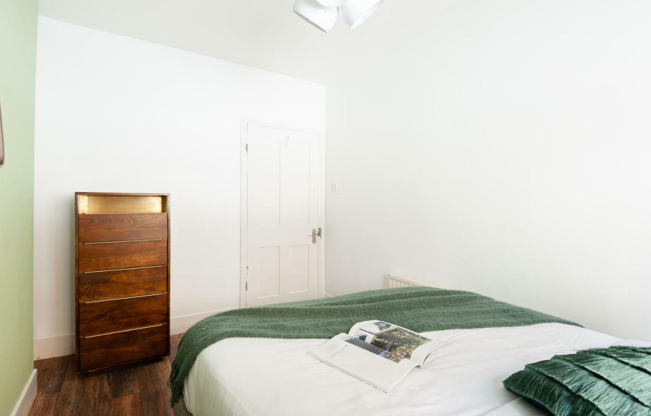 The South Kensington Mews - Lovely 5Bdr Home لندن المظهر الخارجي الصورة